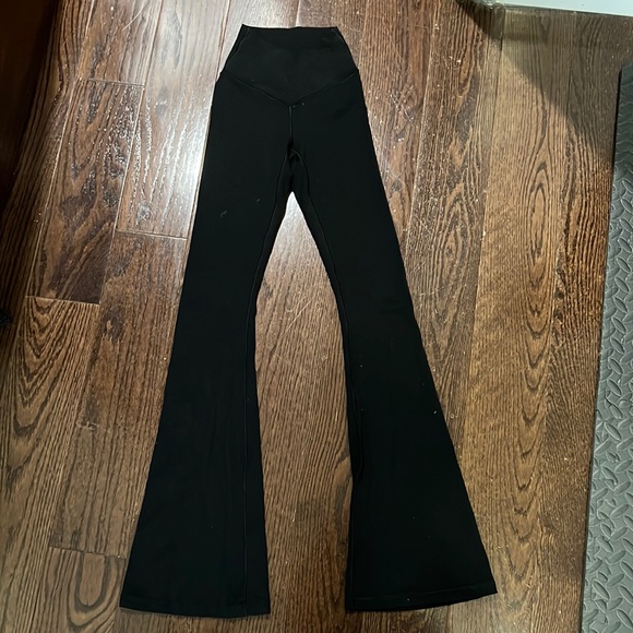 aerie Pants - Offline Aerie real me flare hi rise